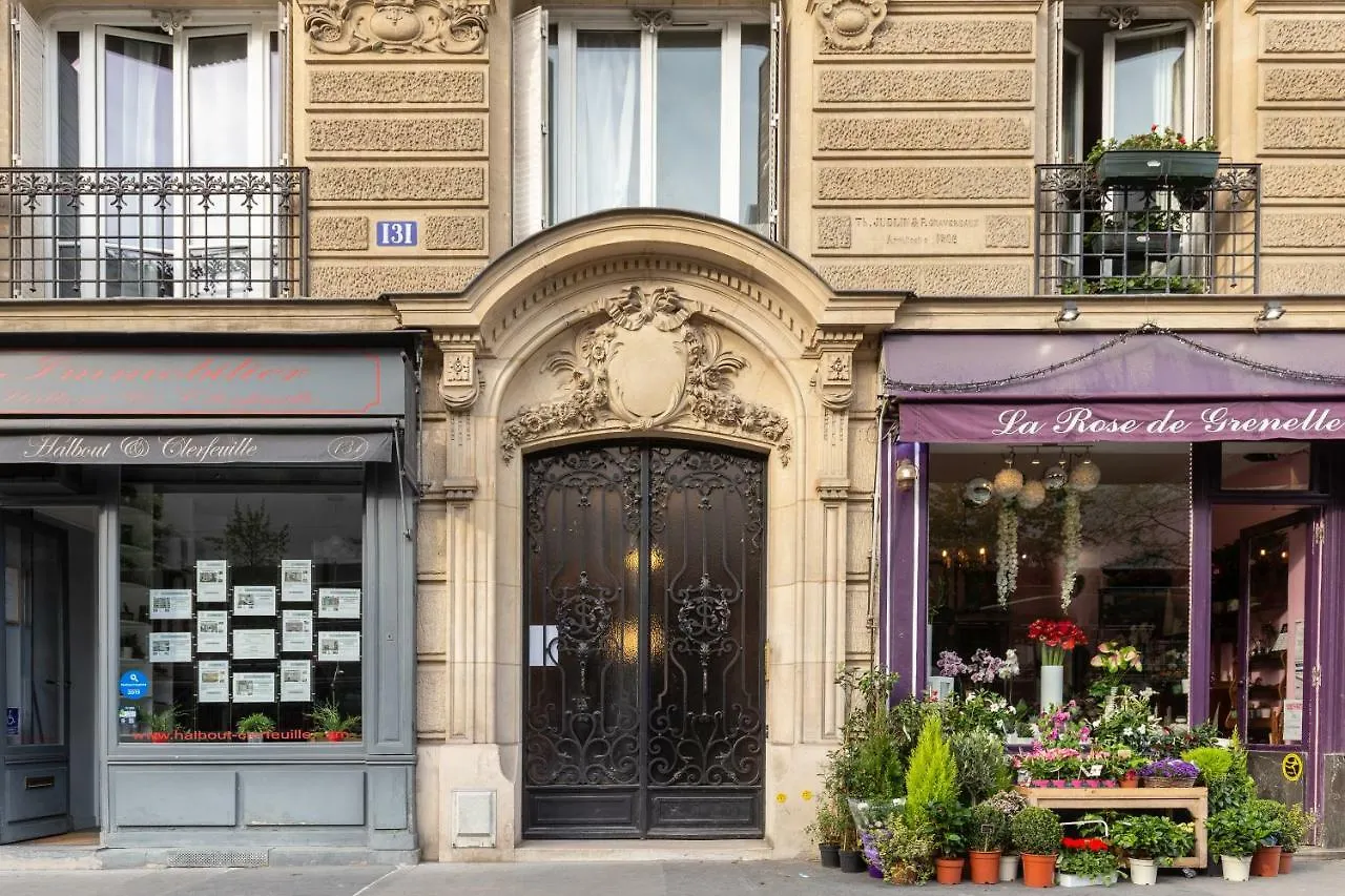 Apartment Tour Eiffel Motte Picquet *